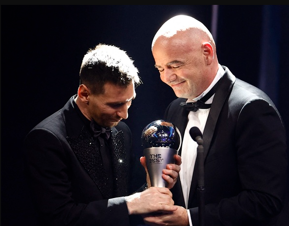 Messi đoạt giải nam cầu thủ xuất sắc nhất 2022