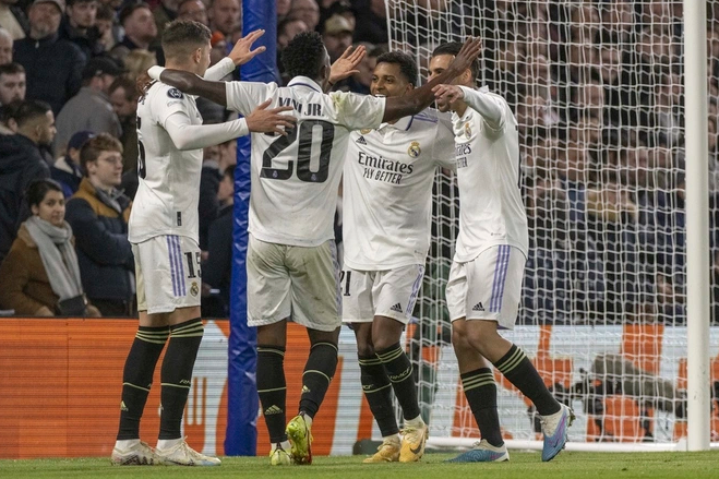 Real Madrid đánh bại Chelsea với tổng tỷ số 4-0, qua đó tiến thẳng vào bán kết