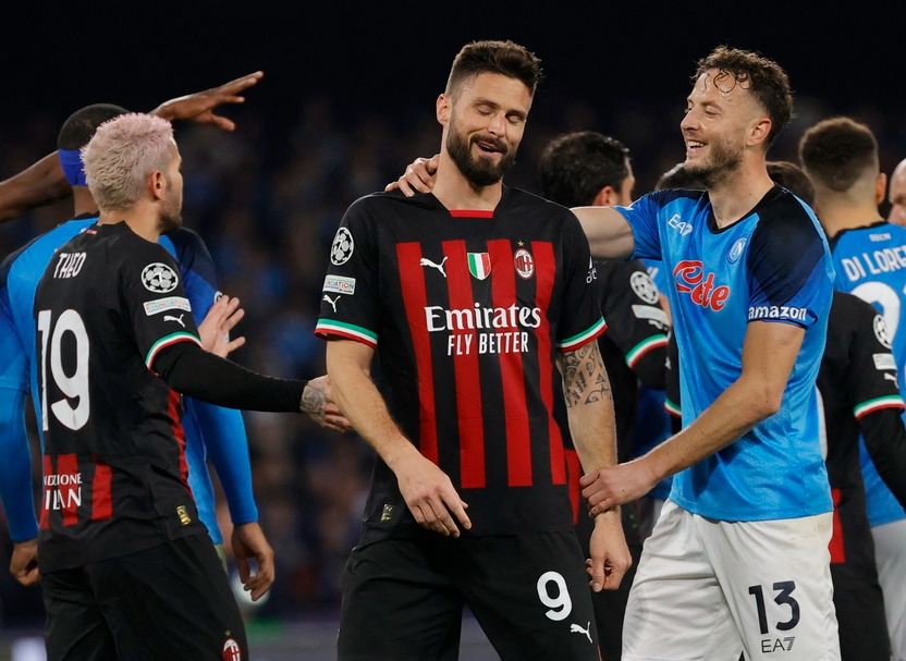 AC Milan đánh bại Napoli với tổng tỷ số 2-1 sau hai lượt trận, qua đó tiến tới bán kết